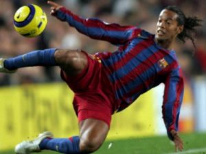 Ronaldinho Gollerle Döndü