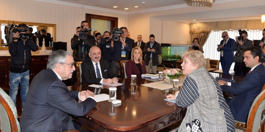 Kıbrıs'ta kritik buluşma