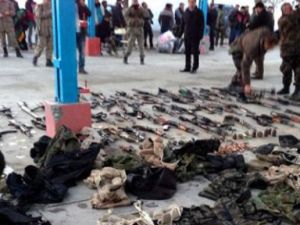 Silahları İle Türkiye'ye Sığındılar